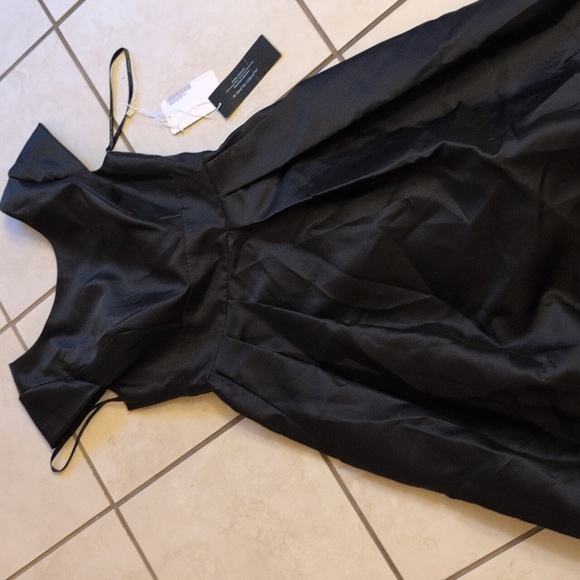 NWT Alfred Sung Cap Sleeve Pleated Skirt Dress Pockets Black Maxi Dress Size 2 - Picture 2 of 13